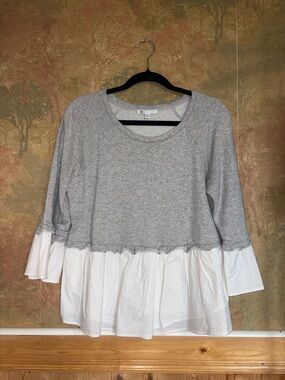 DR2 ~ Gray Sweater Blouse